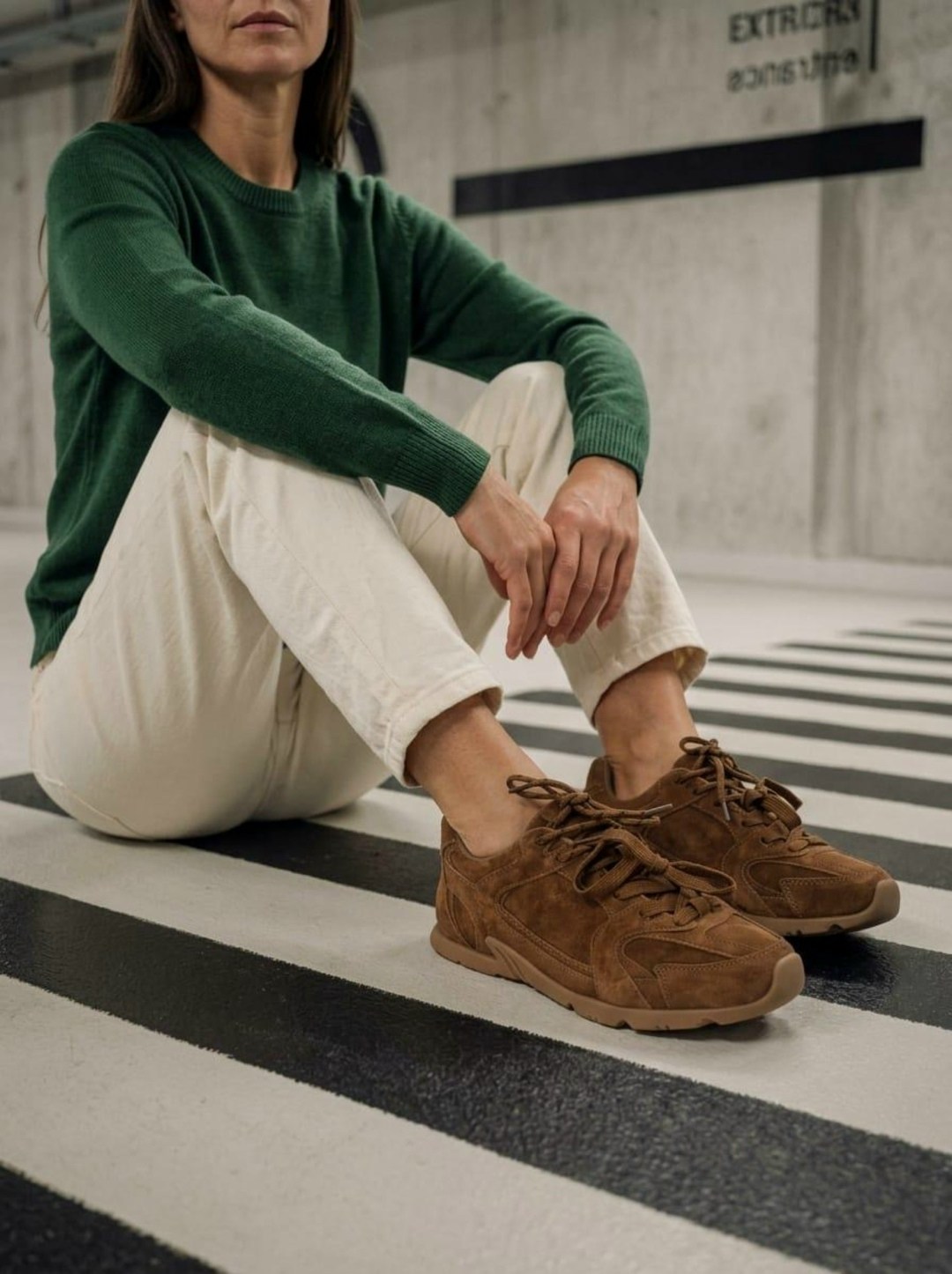 ,замшевые кроссовки,коричневые кроссовки,мужские коричневые замшевые кроссовки prada trail,кроссовки повседневные