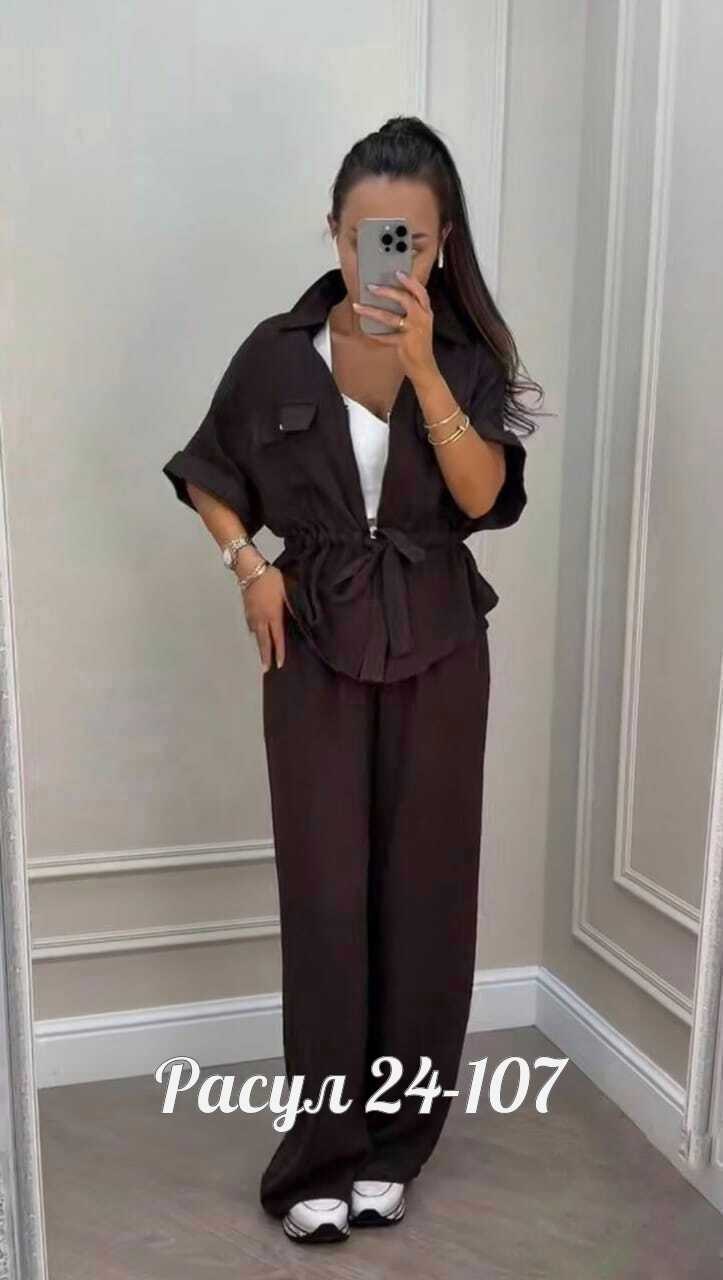 женский костюм двойка,брючный костюм,стильные женские костюмы,костюм двойка сингапур,костюм брючный белый