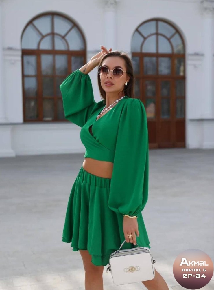 летний костюм с юбкой,костюм с юбкой,летний костюм атласный с шортами и блузкой на завязках,костюм с топом и юбкой,летний костюм