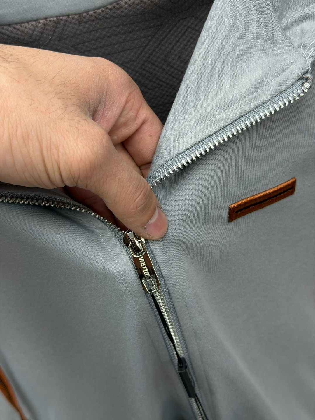 спортивный костюм brunello cucinelli,прогулочный костюм brunello cucinelli 33621,костюм спортивный loro piana,костюм brunello cucinelli,мужские спортивные костюмы brunello cucinelli