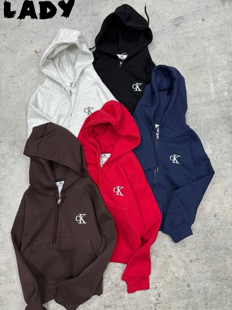 серый спортивный костюм кельвин кляйн,спортивный женский костюм серый,костюм спортивный,спортивный костюм женский,спортивный костюм серый gap