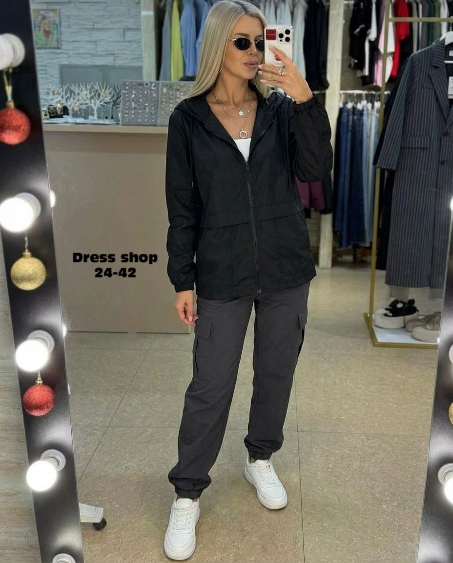 женская куртка,ветровка женская,куртка женская бомбер,куртка,легкая куртка