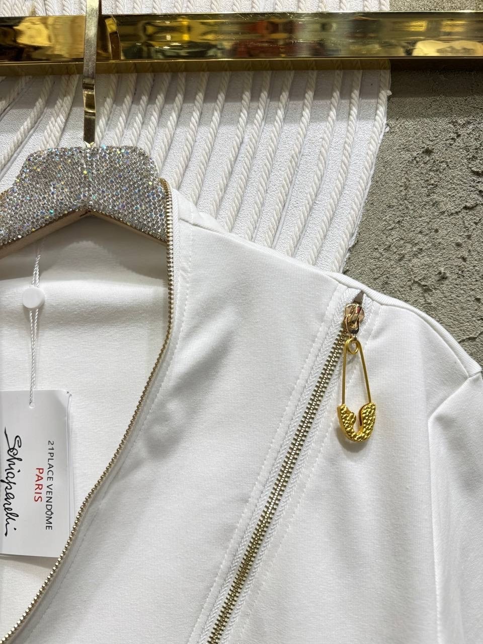 классические брюки,брюки прямые,элегантные наряды,мода стиль