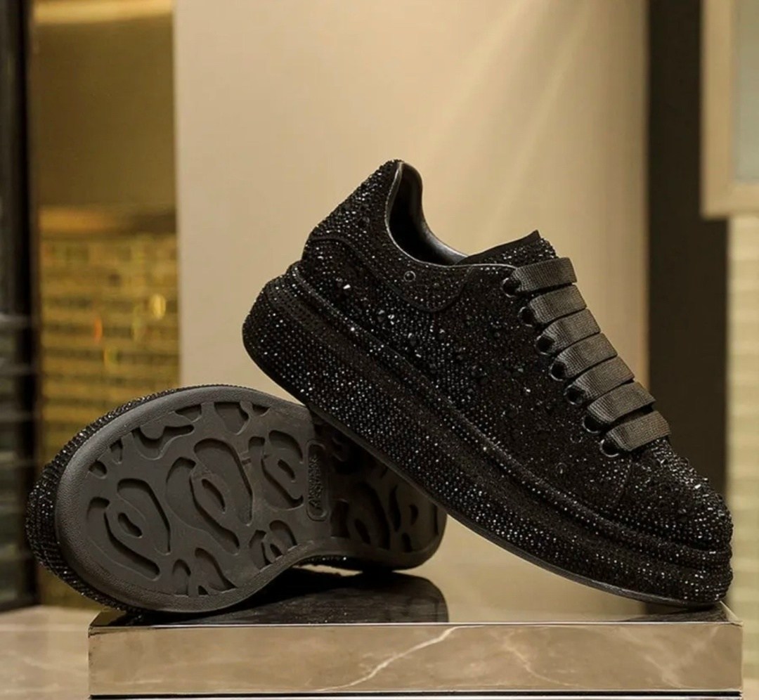 кроссовки со стразами,кроссовки со стразами женские,кроссовки со стразами на платформе,кроссовки со стразами женские кеды на платформе,женские демисезонные кроссовки со стразами