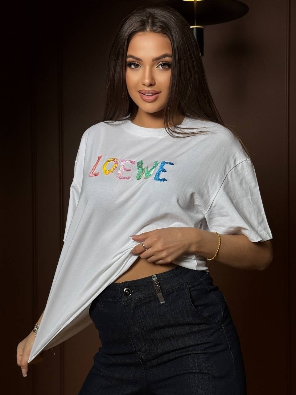 футболки женская,джинсы модные,джинсы и футболка,мода стиль,мода модная