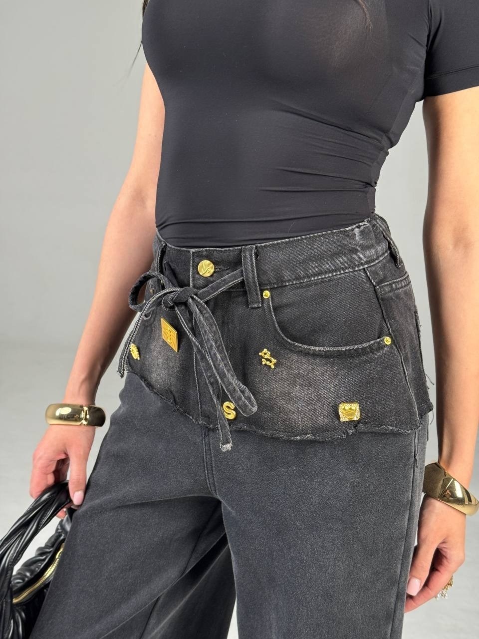 женские джинсы,женские джинсовые свободные брюки twotwinstyle,стильные джинсы,одежда джинсы,джинсы широкие