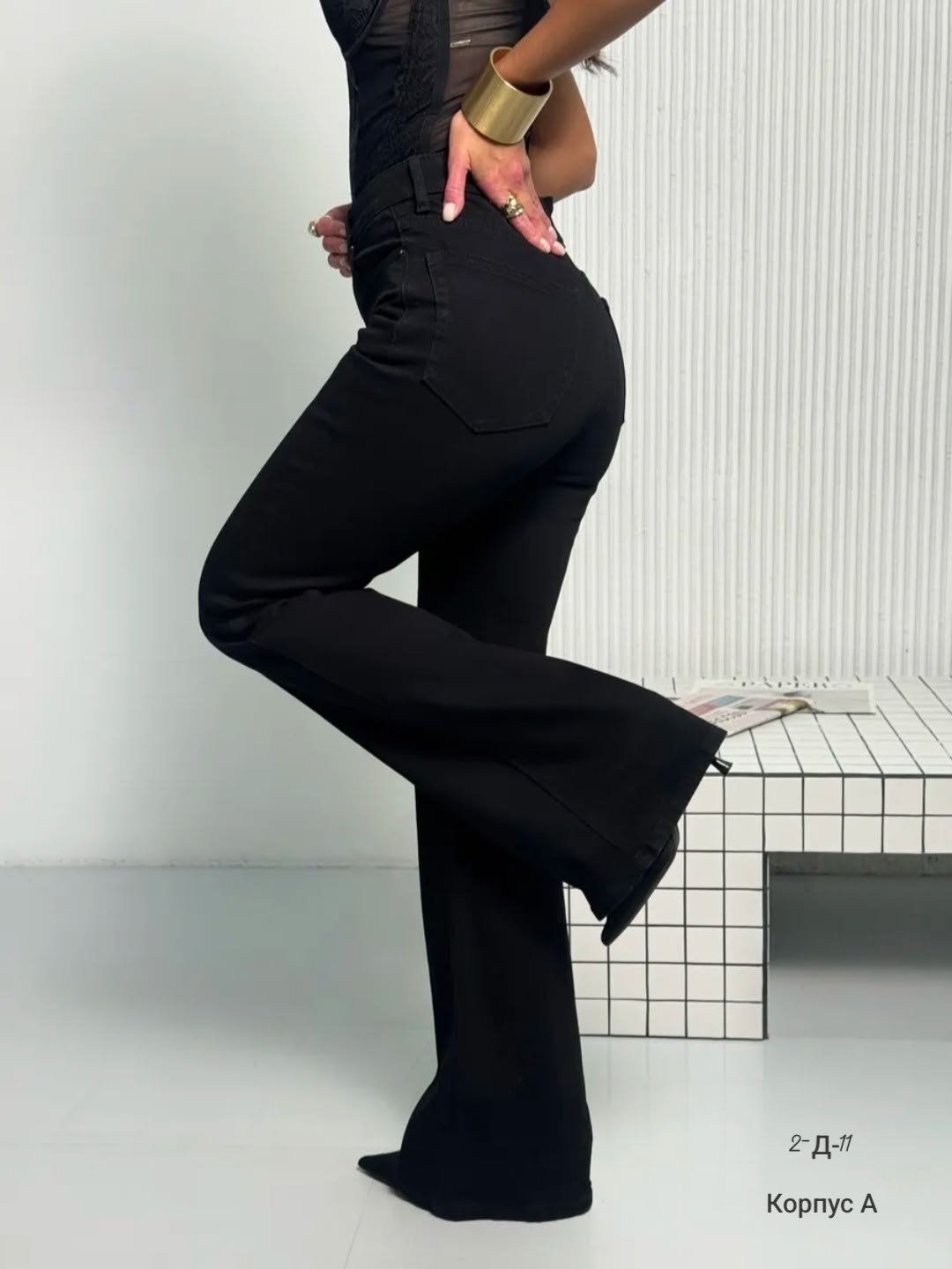 джинсы женские клеш,стильные джинсы,модные джинсы,женские джинсы,джинсы клеш