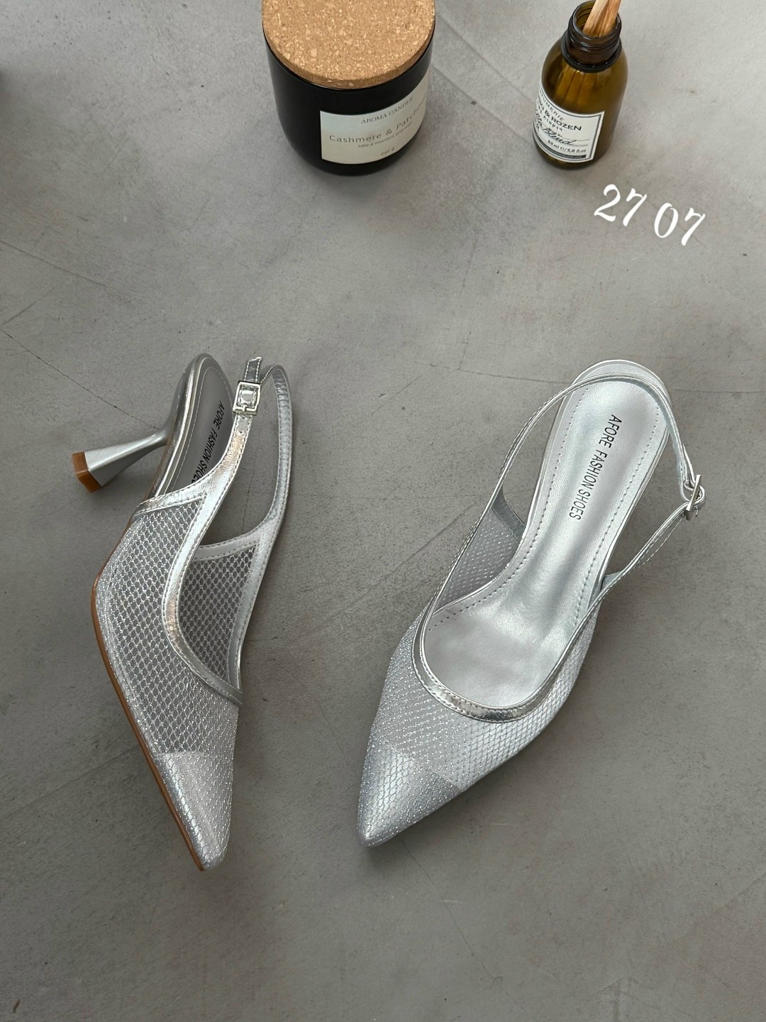 туфли-лодочки juliana с острым носком, украшенные жемчугом miss diva, серебро,туфли женские,туфли лодочка,серебряные туфли,стильные туфли