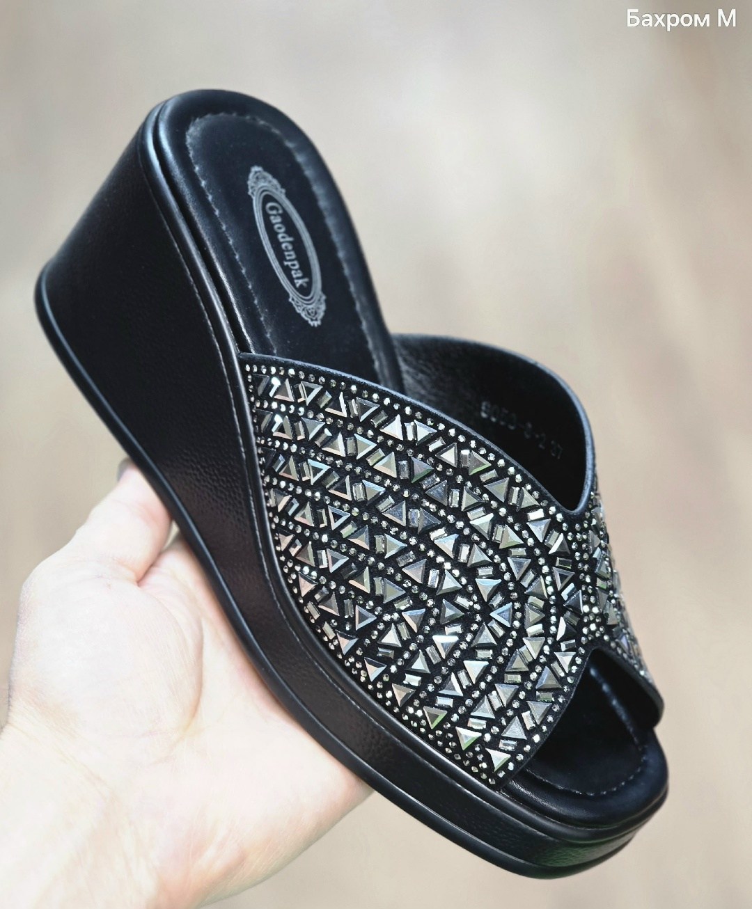 ,шлепанцы женские,женская ,шлепки женские,обуви