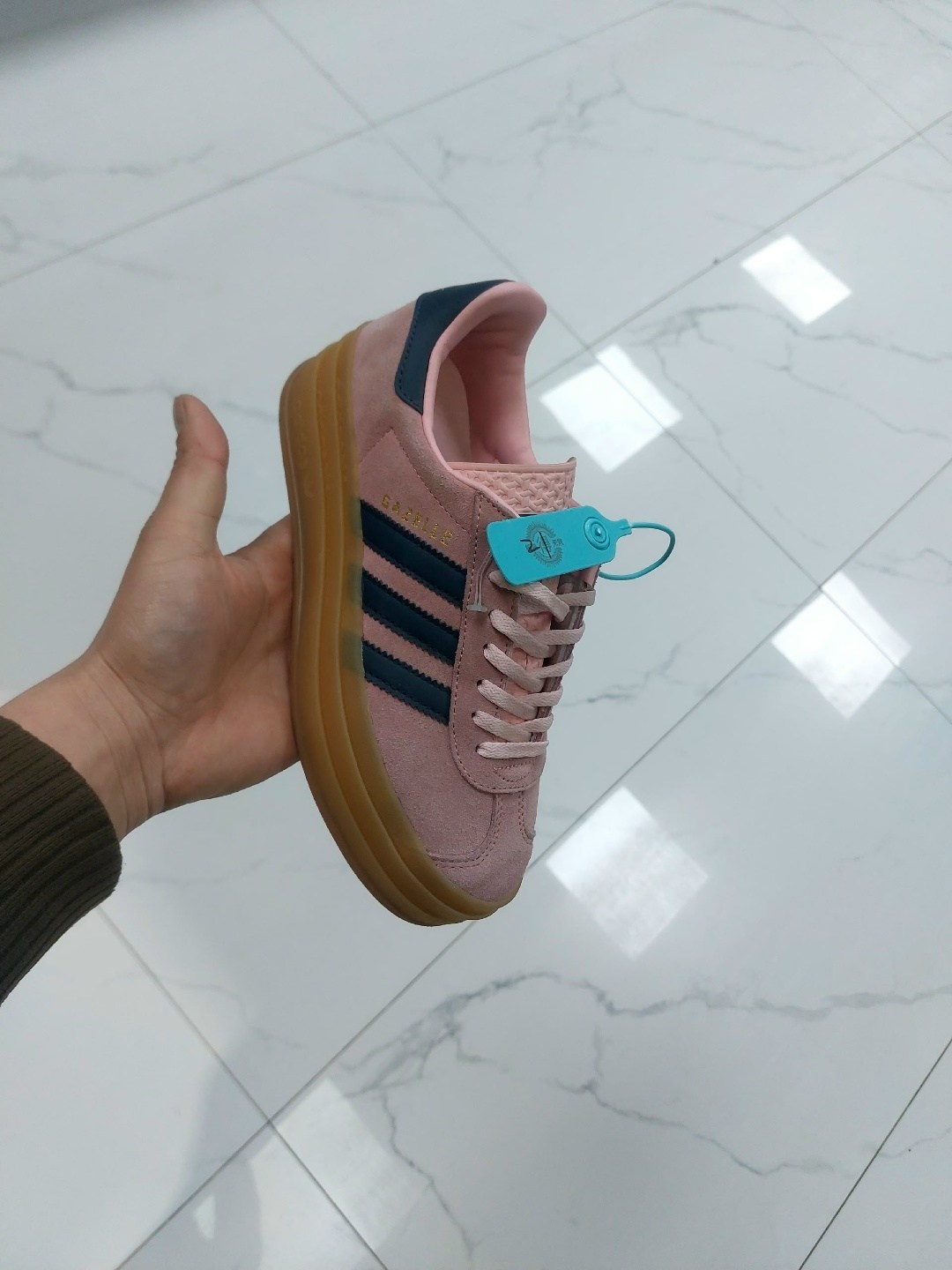 кроссовки adidas originals gazelle,кроссовки adidas,,кроссовки adidas gazelle bold,кроссовки adidas originals gazelle bold