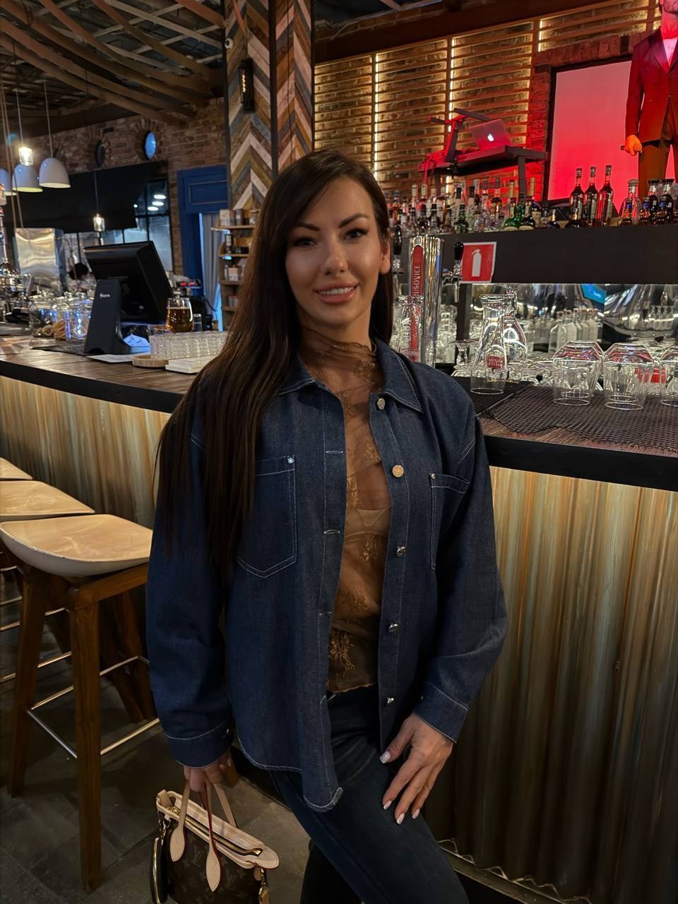 женская джинсовая рубашка,джинсовая куртка,модная женская джинсовая рубашка,рубашка джинсовая оверсайз,джинсовая рубашка