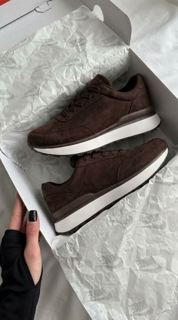 ,кроссовки найк женские бежевые замшевые,замшевые кроссовки,женские кроссовки из натуральной замши,женские кроссовки