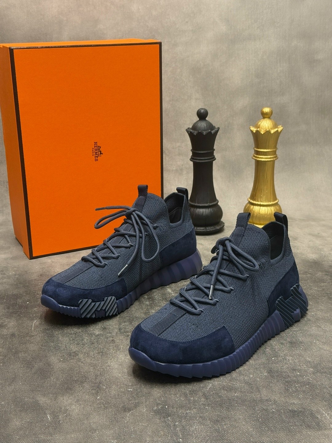 кроссовки hermes,,adidas yeezy boost 350 mono cinder,adidas yeezy boost 350 v 2,кроссовки adidas yeezy boost 350