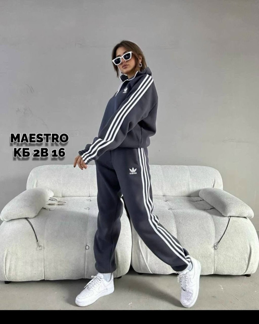 спортивный костюм женский adidas,спортивные костюмы женские,костюм спортивный женский adidas арт. 11449186,костюм спортивный женский adidas арт. 11897334,костюм адидас