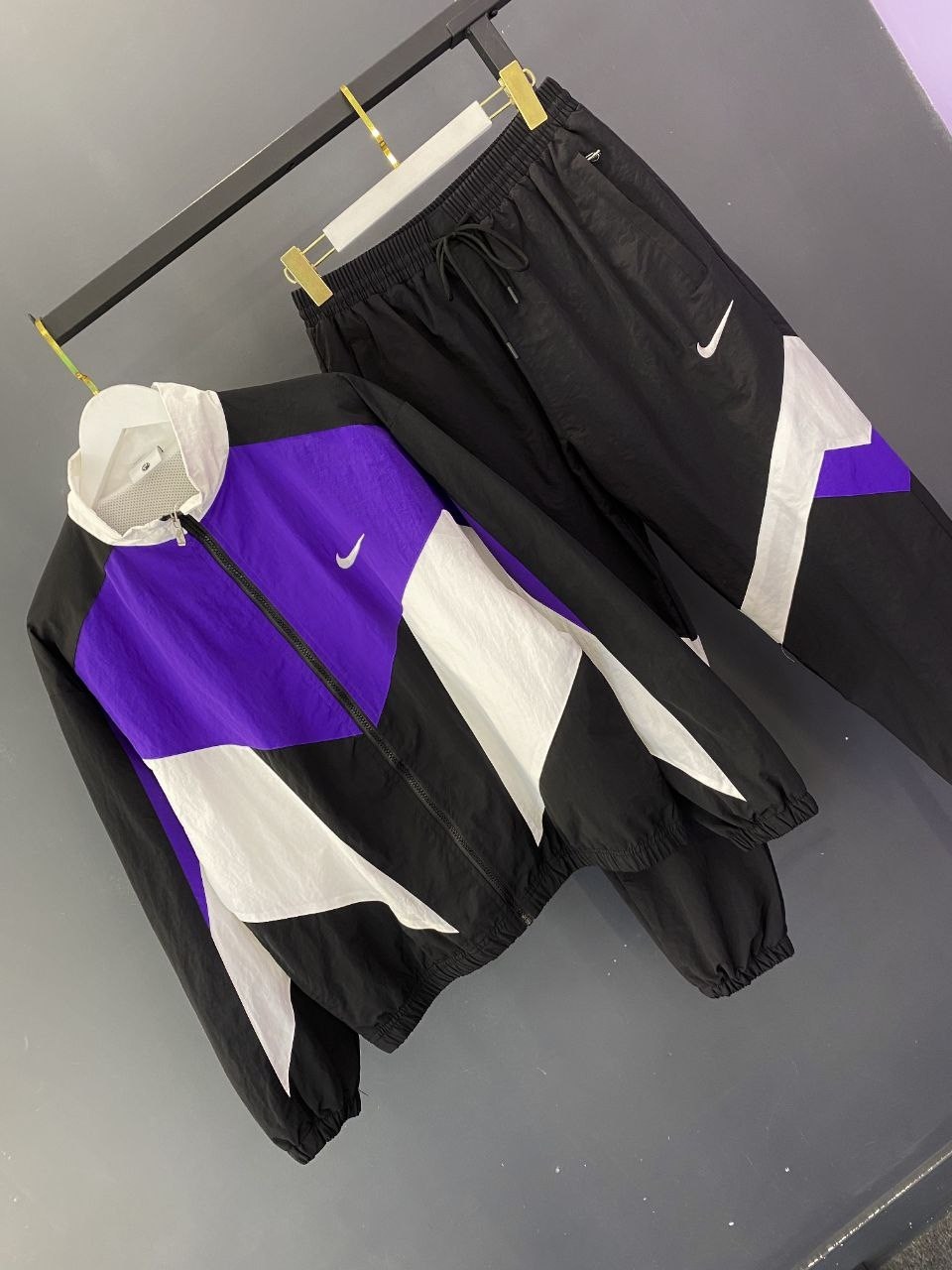 спортивный костюм nike,спортивный костюм мужской nike,костюм найк биг свуш,спортивный костюм плащевка,спортивный костюм nike плащевка