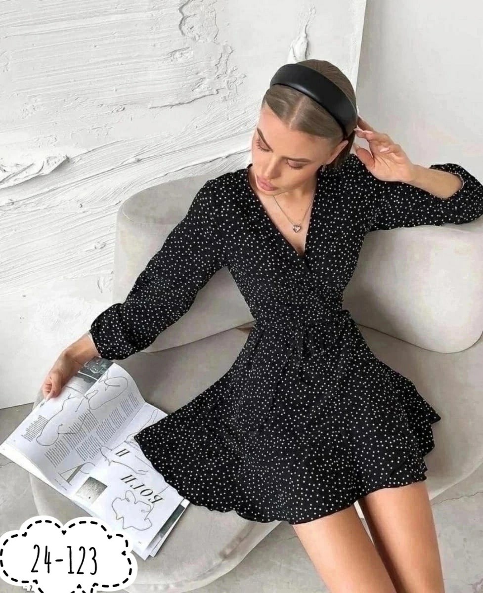 девушка в платье,платье на запах в горох повседневное нарядное мини,короткие платье,платье женской,модное платье