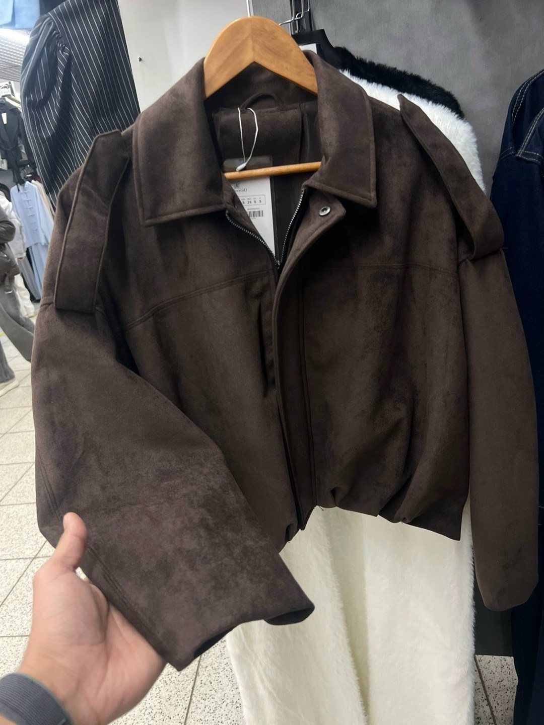 повседневная куртка,замшевая куртка,куртка модная,куртка бомбер,короткая куртка