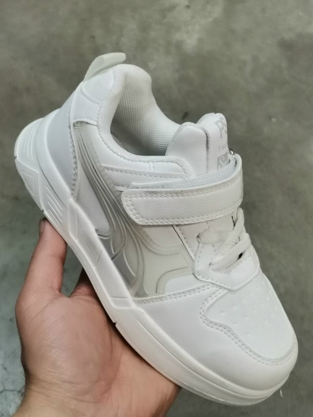 детские кроссовки,кроссовки,кроссовка детская,кроссовки для детей,белые кроссовки