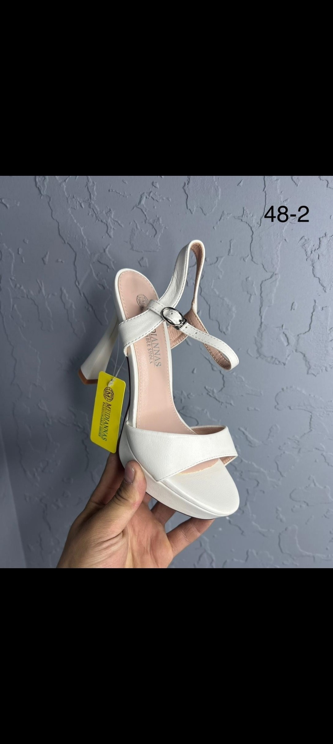 ,женские босоножки,босоножки белые тамарис,каблуки босоножки,босоножки белые на платформе