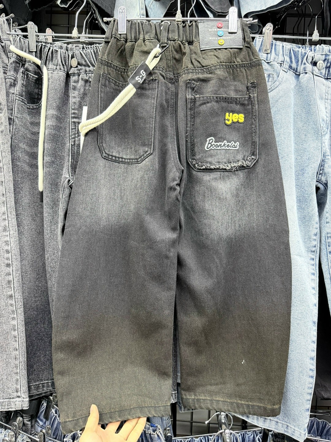 шорты мужские джинсовые градиентные,модные джинсы,джинсовые шорты,одежда джинсы,мужские джинсовые шорты