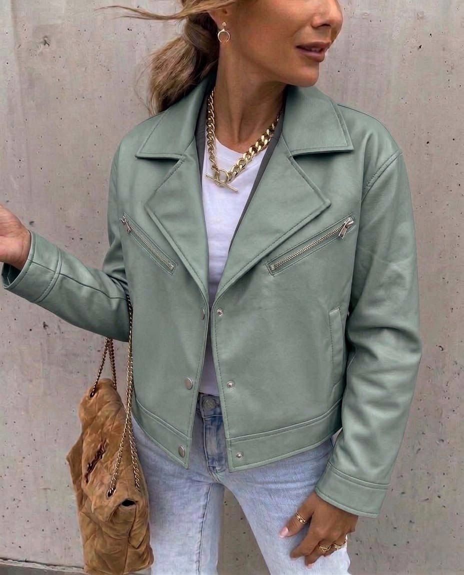 белая кожаная куртка,куртка косуха,куртка женская,белая косуха,женская косуха