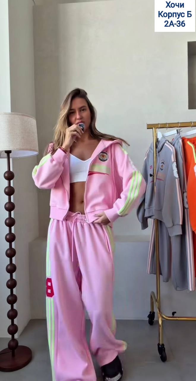 женский спортивный костюм,костюм спортивный,красный спортивный костюм женский адидас,спортивный костюм спортивные костюмы,женские костюмы