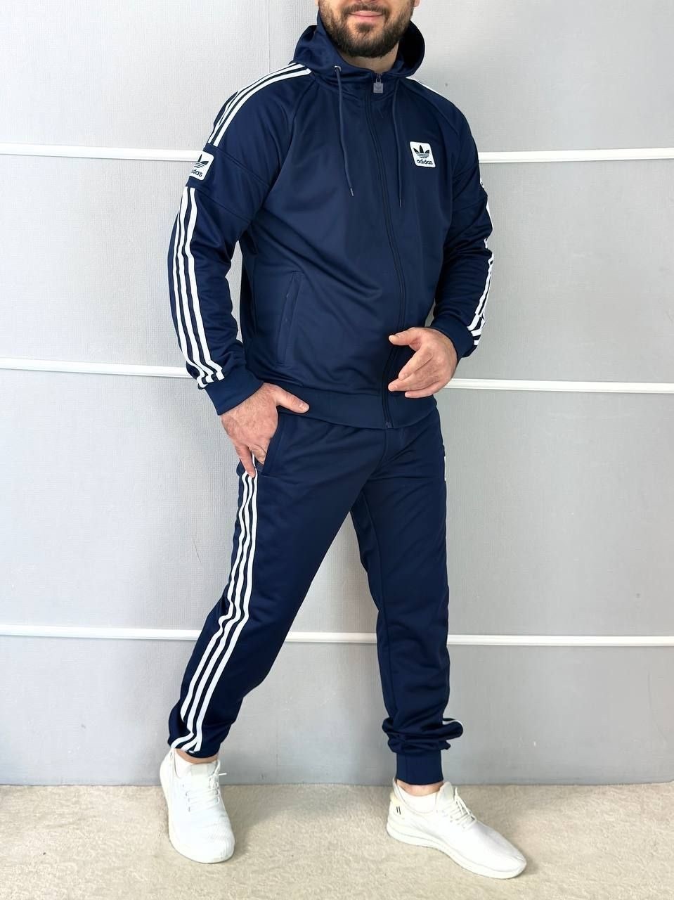 спортивные костюмы,спортивные костюм тонкие,мужской спортивный костюм adidas,спортивные костюмы ,мужской спортивный костюм adidas черно красный