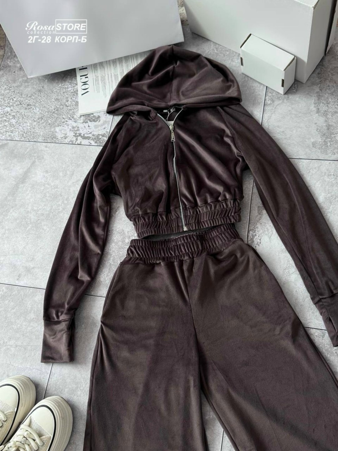 велюровый костюм,велюровый спортивный костюм,костюм велюровый двойка,костюм спортивный велюровый двойка,велюровый костюм женский