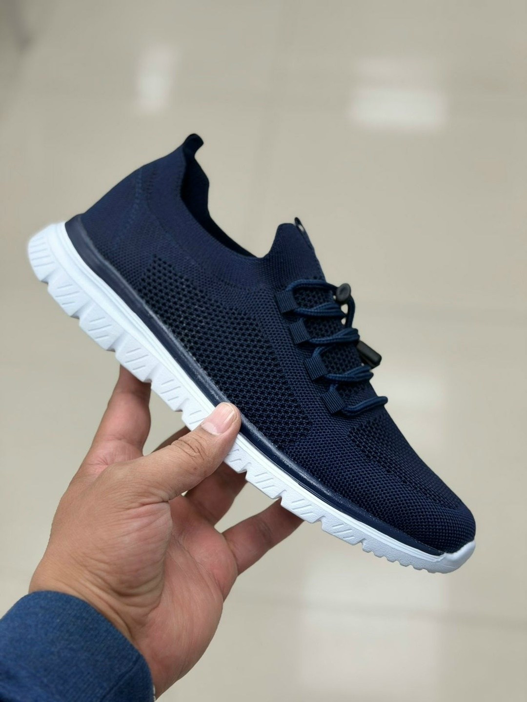 ,кроссовки повседневные,кроссовки женскиe,мужские кроссовки,мужские повседневные кроссовки