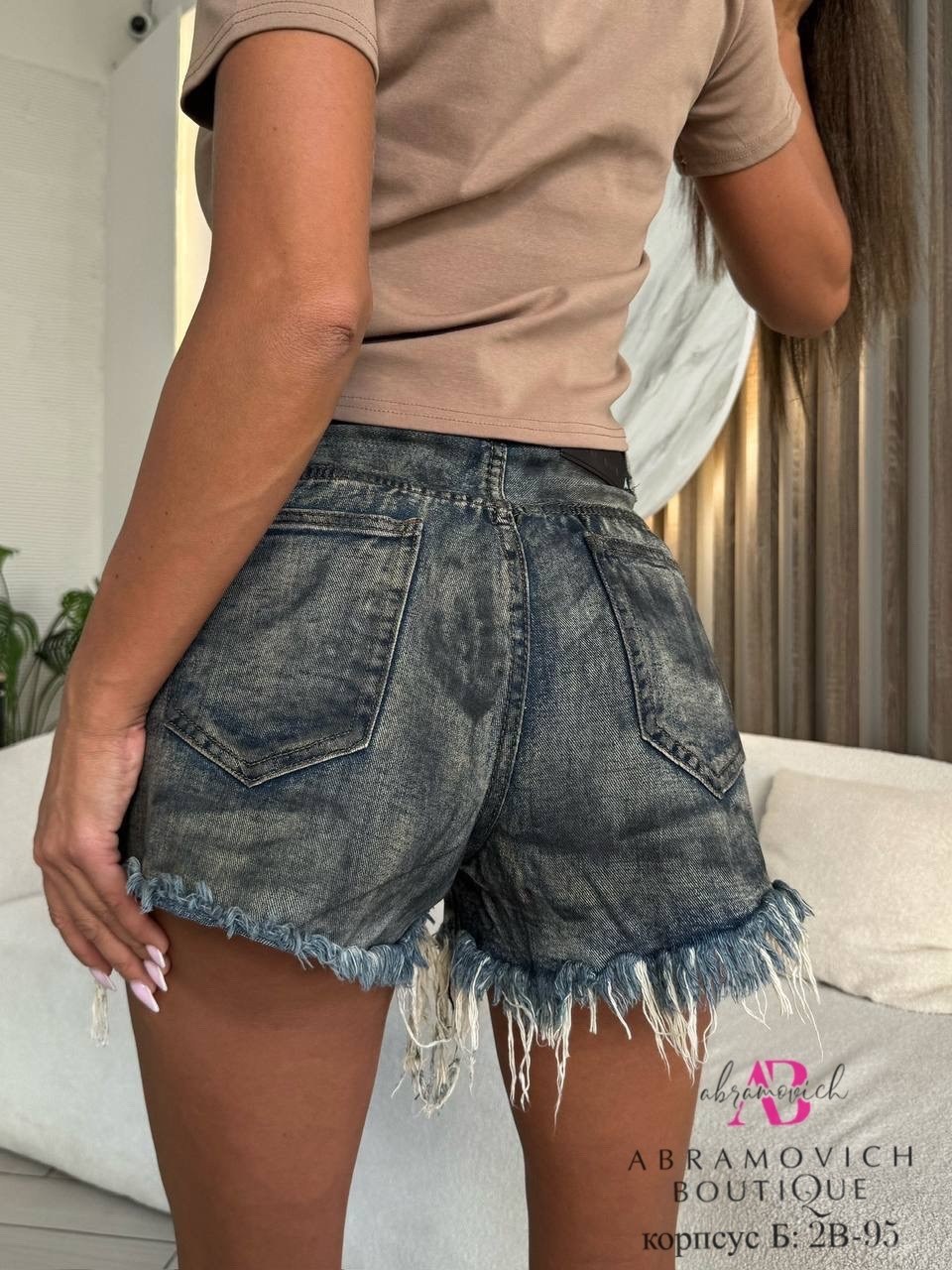 женские футболки с принтом,футболки женская,футболка с принтом,футболки женские модные,бежевая футболка женская