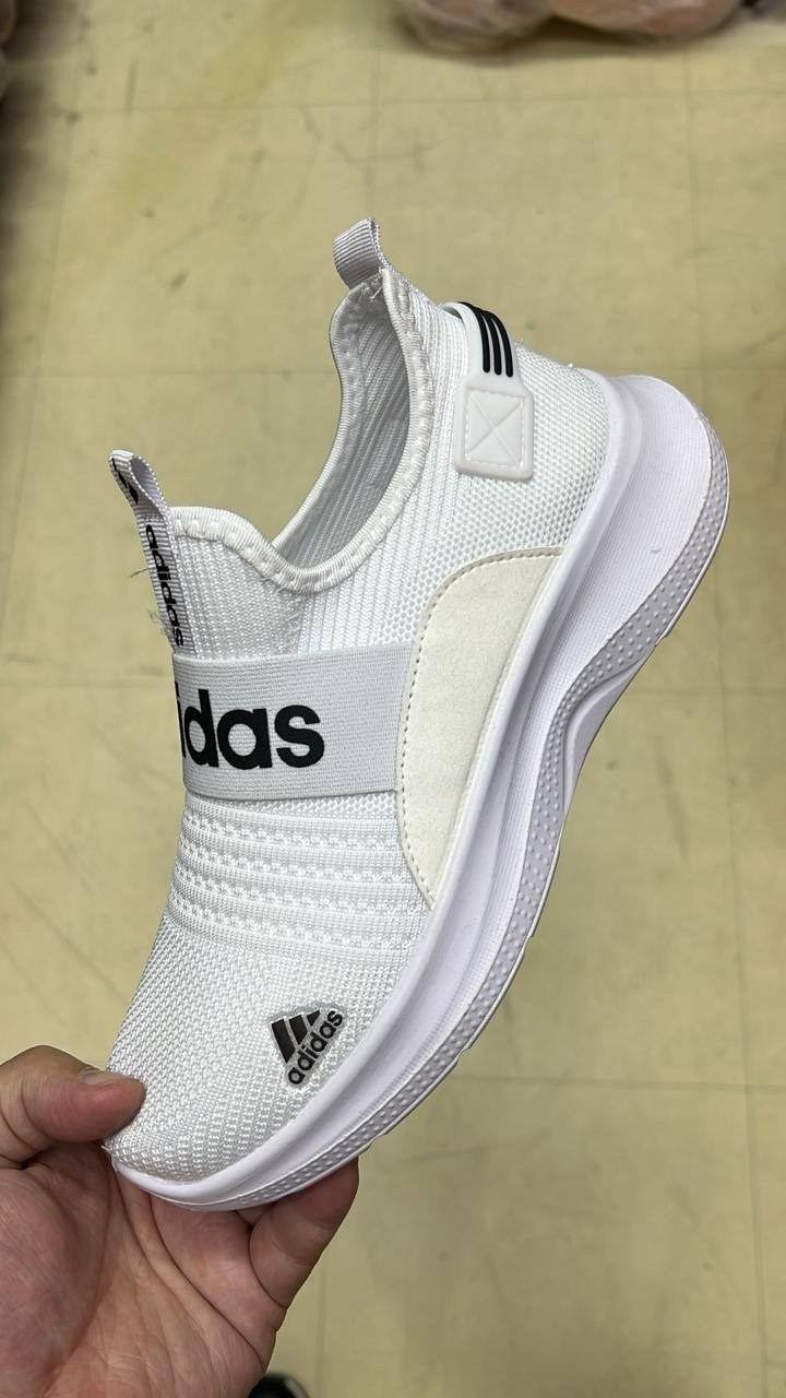 кроссовки adidas,кроссовки мужские adidas,кроссовки,,спортивная