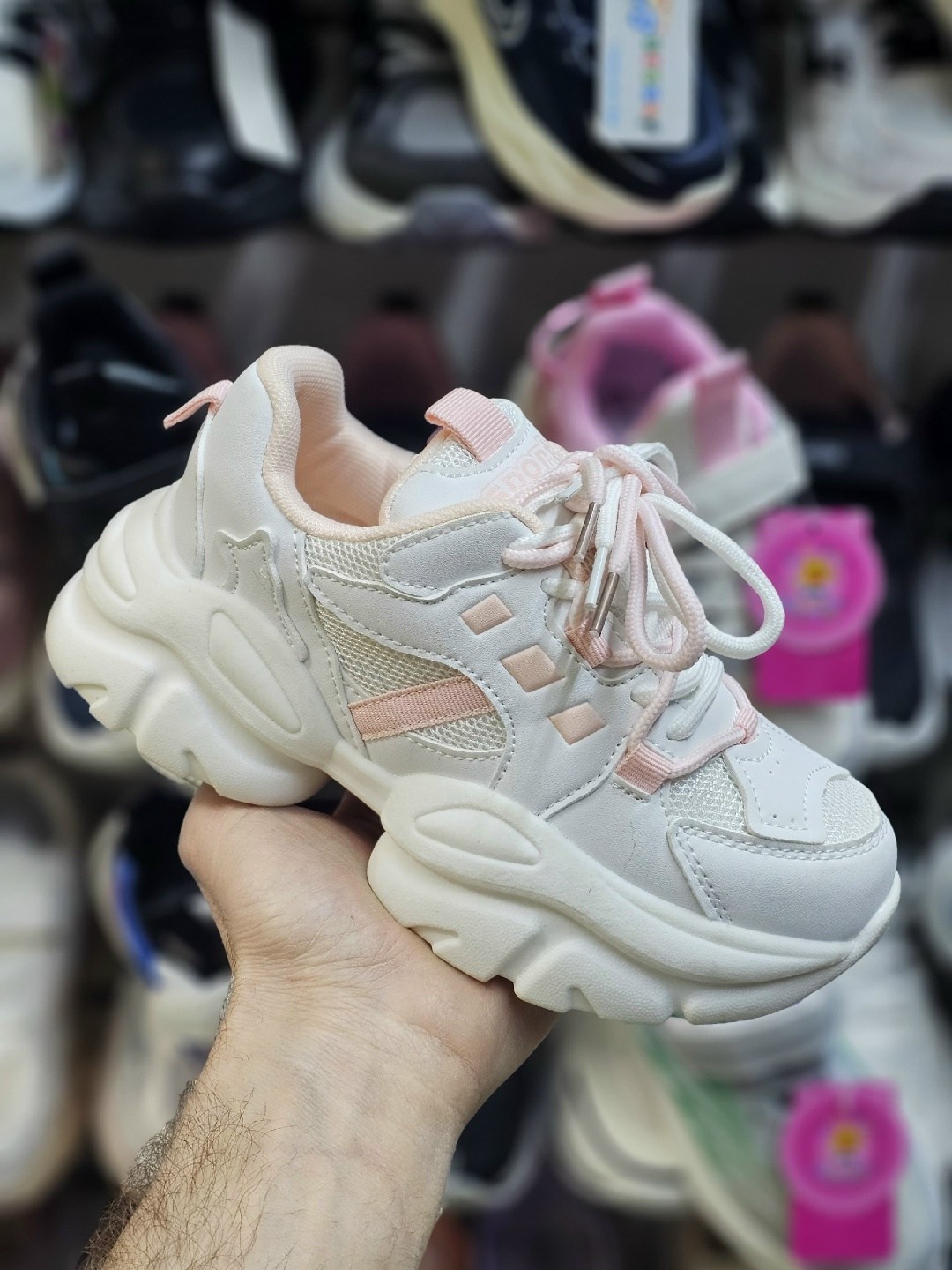 женские кроссовки,кроссовки,модные кроссовки,детские кроссовки,массивные кроссовки