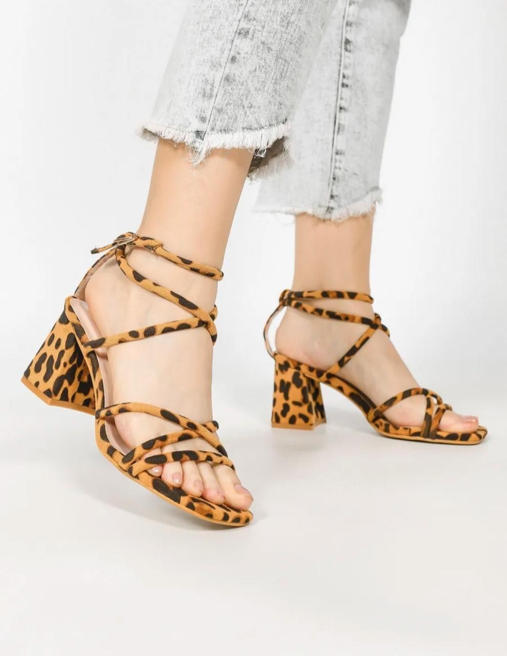 босоножки на каблуках,летние босоножки на каблуке,босоножки летние,женские босоножки,джинсовые босоножки