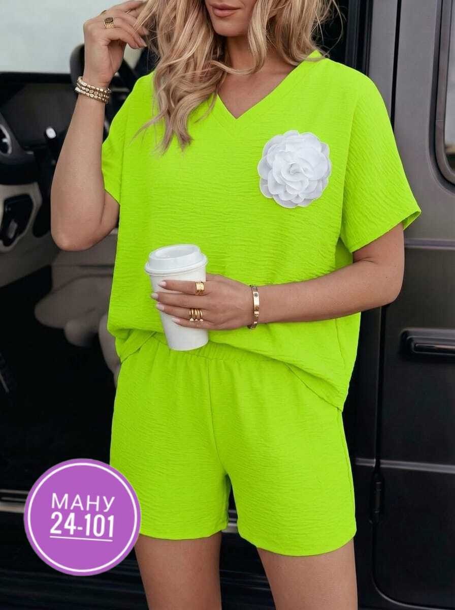 костюм женский,женский костюм с шортами,летние костюмы,летний женский костюм,костюм с шортам