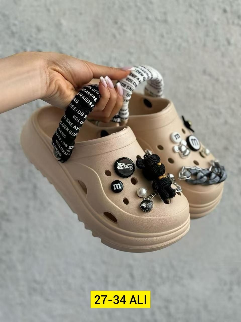 ,женские кроксы,босоножки эко,черные кроксы с джибитсами,шлепанцы женские