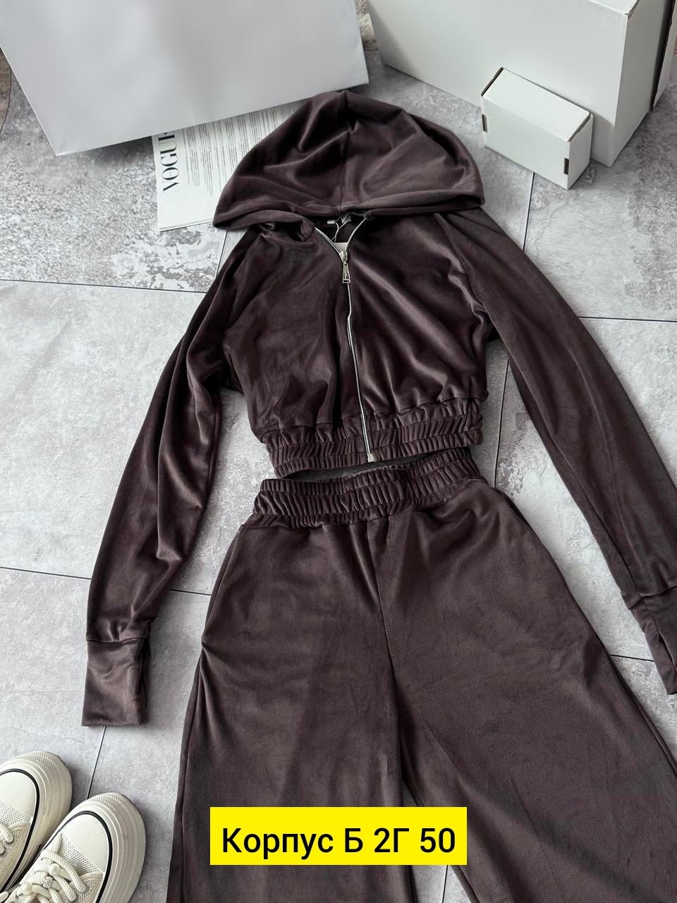 велюровый спортивный костюм,женский велюровый спортивный костюм,велюровый костюм женский,костюм велюровый,велюровый спортивный костюм женски