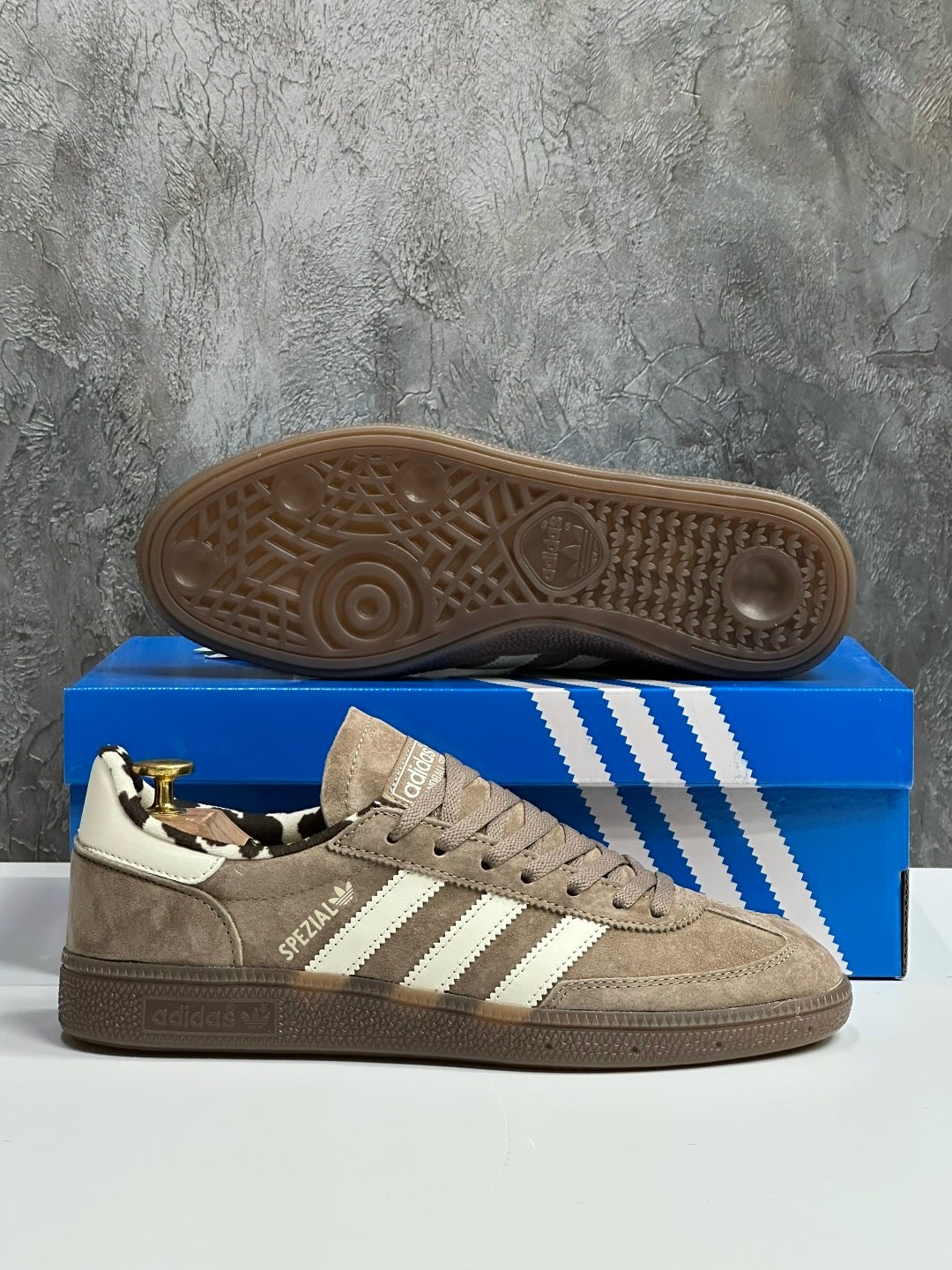 кроссовки adidas spezial,кроссовки adidas handball spezial,кроссовки adidas spezial коричневые,кеды adidas spezial,кроссовки адидас originals spezial og