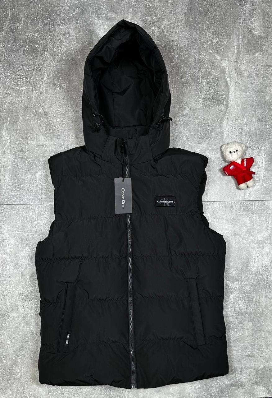 жилет,жилетка кальвин кляйн черная мужская,мужская жилетка,жилетка,мужская безрукавка
