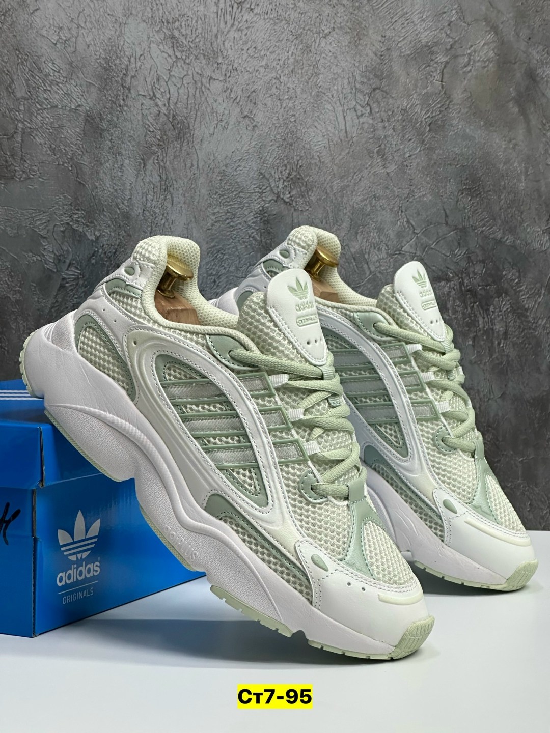 кроссовки женские adidas,кроссовки adidas,кроссовки adidas original,кроссовки adidas ozmillen,кроссовки женскиe