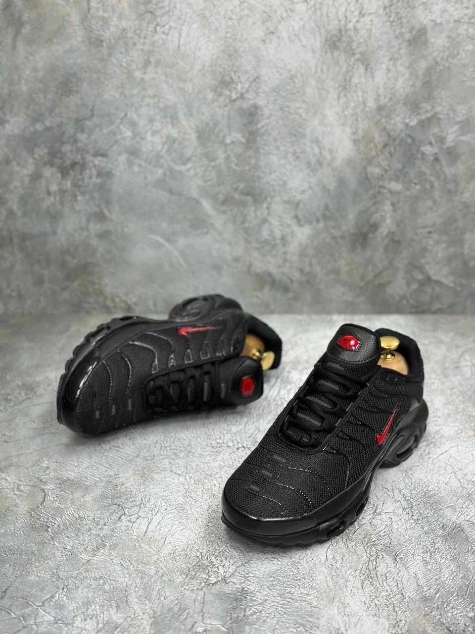 кроссовки nike air max plus tn,nike air max tn plus black,nike air max plus tn,кроссовки мужские nike air max plus,мужские кроссовки nike air max tn plus