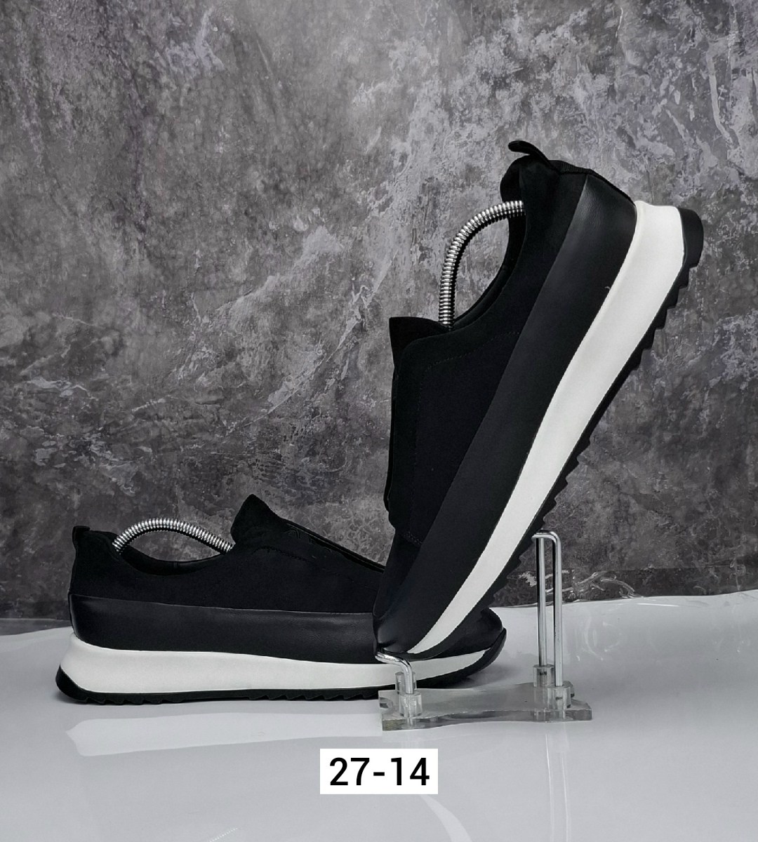 ,спортивная ,кроссовки женскиe,кроссовка мужской,мужские кроссовки