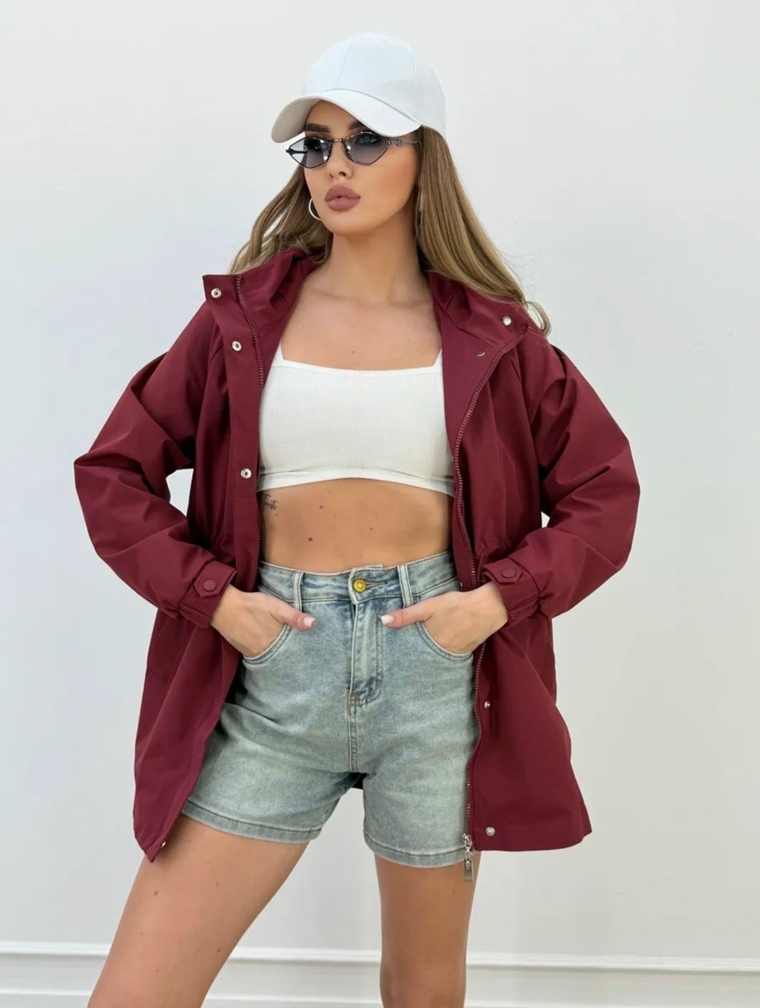 ветровка с капюшоном оверсайз,ветровка женская,ветровка удлиненная с капюшоном,ветровка удлиненная,модная куртка