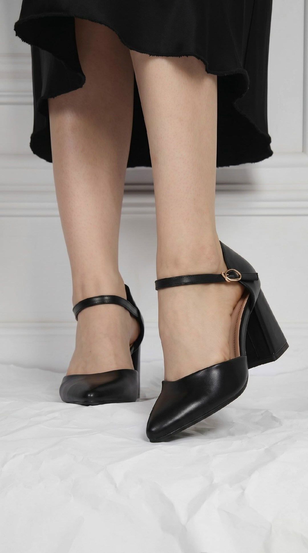 туфли женские,туфли женские на каблуках,туфли ,туфли на каблуке с ремешком,черные туфли