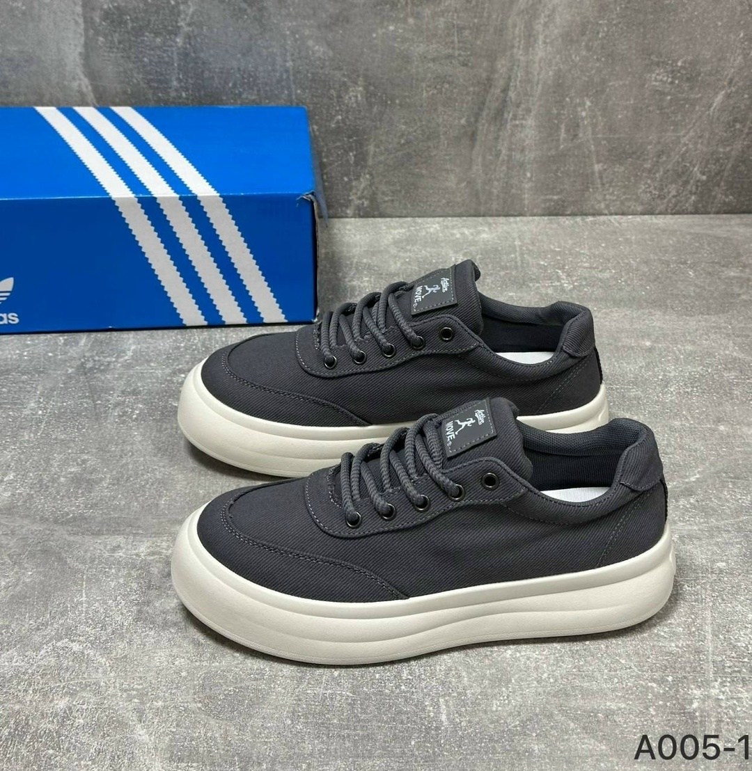 ,кеды,однотонные кеды,кроссовки,синие кроссовки