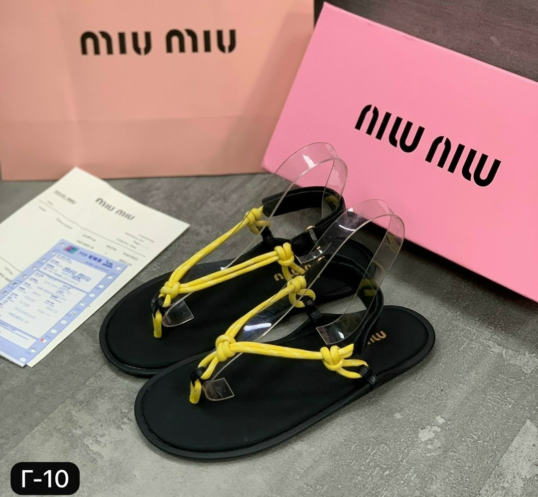 босоножки miu miu,сандалии miu miu,miu miu miu miu,кожаные сандалии miu miu,шлепанцы miu miu