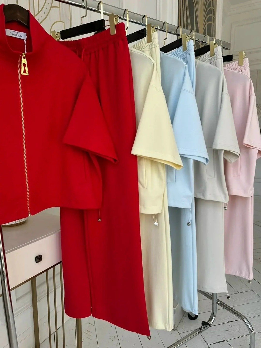 костюм женский брючный,стильные костюмы,женский костюм,костюм с брюками,брючный костюм