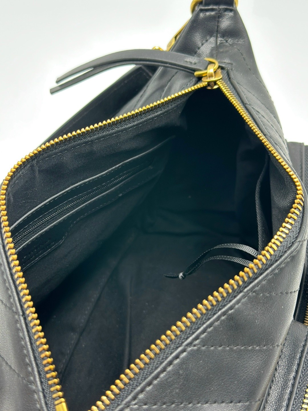 сумка женская pinko,сумки pinko,сумка,pinko сумка седло на плечо,сумка женская