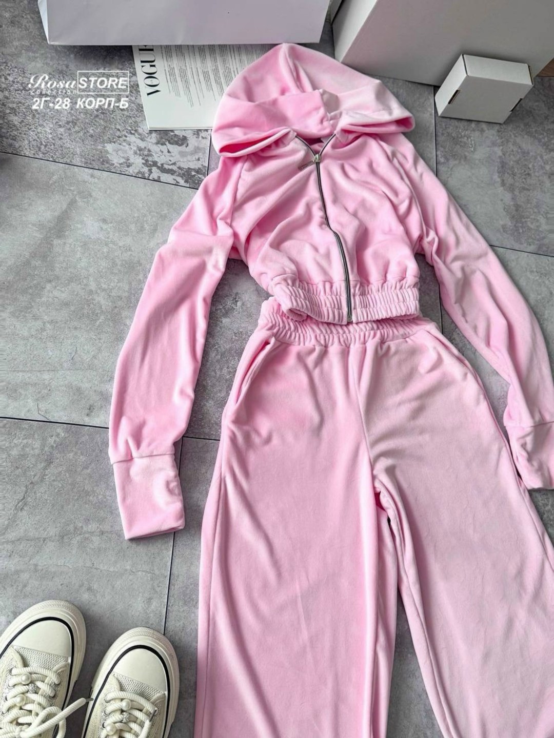 велюровый костюм,велюровый спортивный костюм,костюм велюровый двойка,костюм спортивный велюровый двойка,велюровый костюм женский
