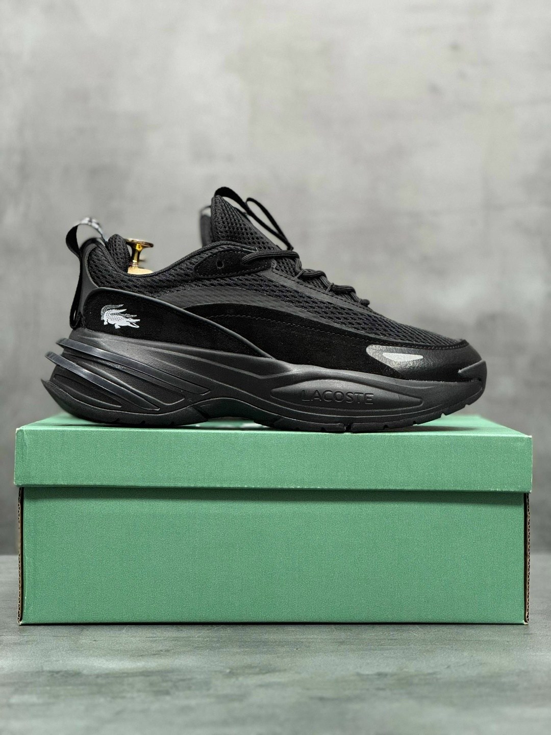 кроссовки,кроссовки adidas,озелия адидас кроссовки,мужской кроссовки,кроссовки мужские стильные