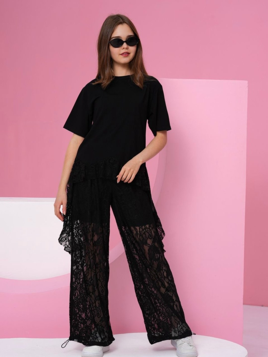 кружевная юбка,брюки женские кружевные,брюки из кружева,костюм брючный белый,кружевные брюки